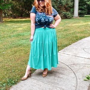 Torrid Turquoise Accordion Skirt. Reposhing. NWT